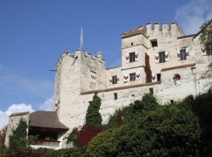 Castel Coira “lato” valle