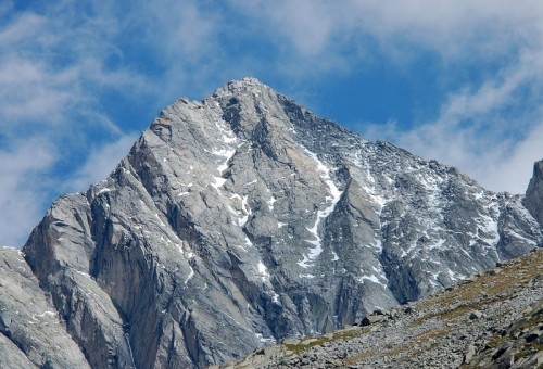 Daone - parete sud del Corno di Cavento Daone - parete sud del Corno di Cavento