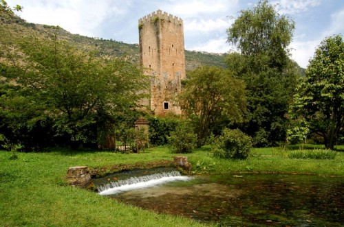 Cisterna di Latina - Torre nell'oasi di Ninfa