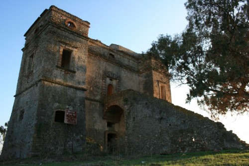 Stignano - castello di San fili...profilo sinistro