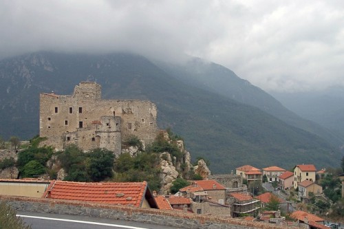 Castelvecchio di Rocca Barbena - Castelvecchio di Rocca Barbena