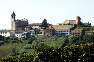 Castelnuovo Calcea e il Castello