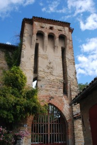 Monfestino, ingresso al castello