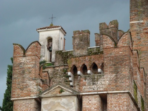 Villafranca di Verona - Particolare Castello