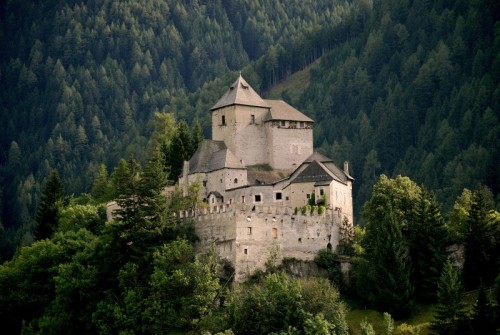 Campo di Trens - Il castello dei Conti Thurn und Taxis