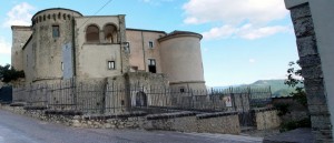 Venafro: castello Pandone stitch