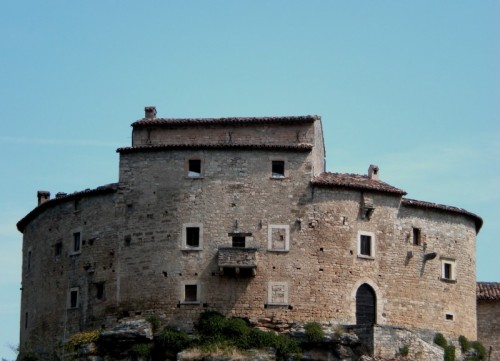 Acquasanta Terme - Il circolare castello di Luco Acquasanta Terme - Il circolare castello di Luco