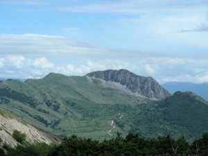 Ovindoli valle d’Arano e la Serra di Celano.