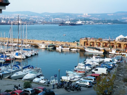 Muggia - il Porto di Muggia e Trieste Muggia - il Porto di Muggia e Trieste