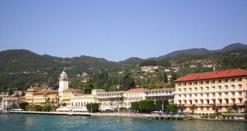 Gardone Riviera - E' prorio GRAND... Hotel!!! Gardone Riviera - E' prorio GRAND... Hotel!!!