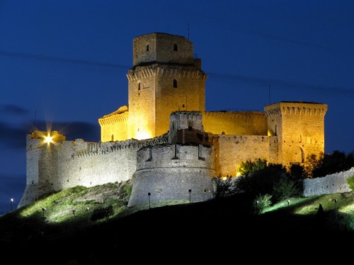 Assisi - Luce Mistica sulla Rocca di Assisi