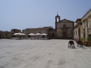 L’antica piazza di Marzamemi