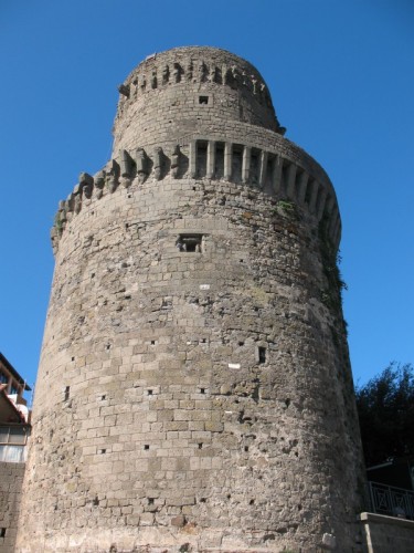 Lanuvio - Torre del castello Medioevale
