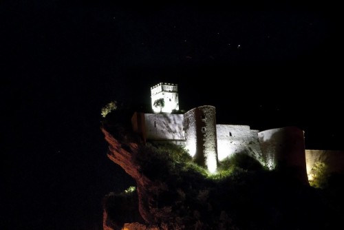 Roccascalegna - Castello in Rosso..