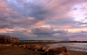 tramonto sulla spiaggia di Nettuno
