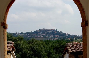 Montegabbione visto dal cimitero di Monte Leone D’Orvieto