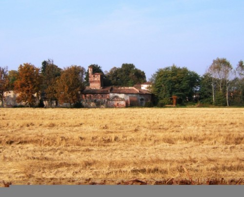 Albano Vercellese - il castello e i colori dell'autunno