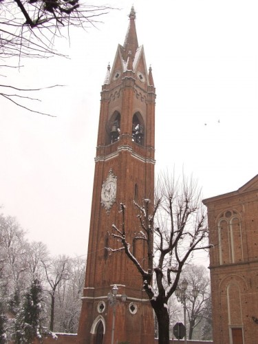 Robecco d'Oglio - Il campanile tra la neve
