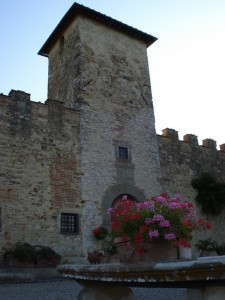 Castello di Gabbiano e gerani