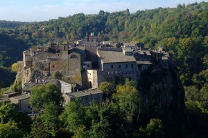 Calcata con i colori dell’autunno