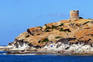 Tanto sole  in un paesaggio lunare