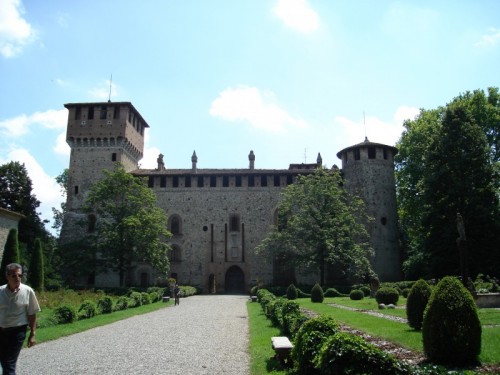 Vigolzone - Castello Grazzano Visconti 2
