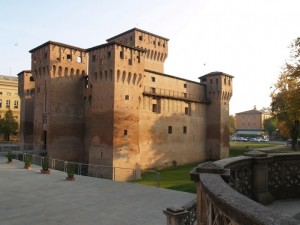 LA ROCCA DAL MONUMENTO AI CADUTI