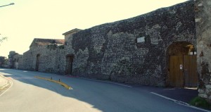 Alife : mura di cinta sul lato della porta Piedimonte