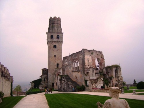Susegana - Castello di San Salvatore, La Torre