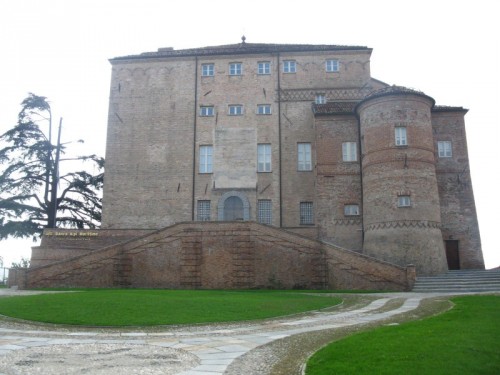 Carrù - Castello a Carrù