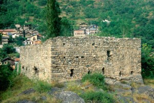 antiche rovine di un castello