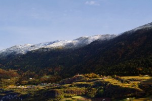 Tocco d’autunno con la prima neve