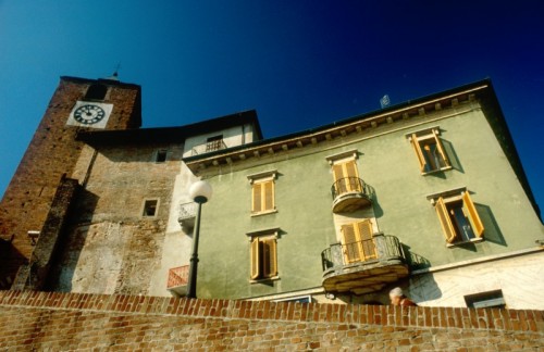 Montechiaro d'Asti - Montechiaro la torre e le cinta