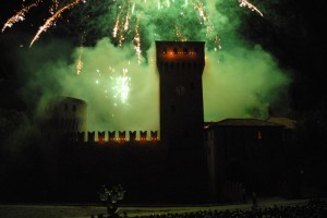 Il castello con i fuochi artificiali.