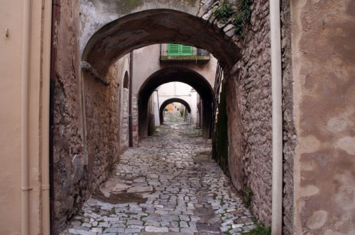 Roccalbegna - un vicolo del centro storico di Roccalbegna