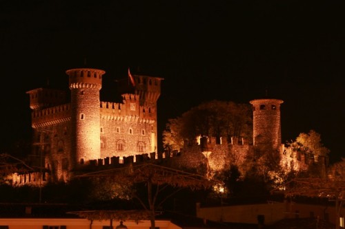 Montichiari - Il castello Bonoris di notte Montichiari - Il castello Bonoris di notte