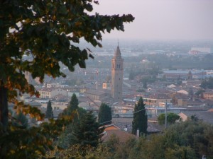 Vista di Cesena dalla passeggiata dei”Gessi”