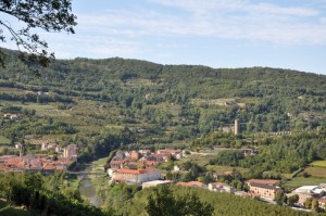 Le mura del castello, la Torre e Cortemilia