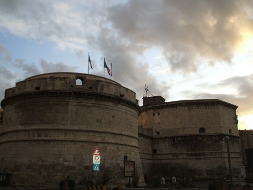 Civitavecchia - ampia schiarita sul Forte Michelangelo Civitavecchia - ampia schiarita sul Forte Michelangelo