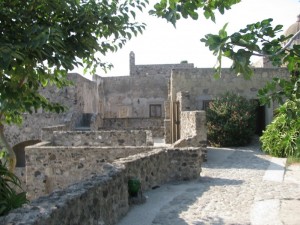 passeggiando nel castello aragonese