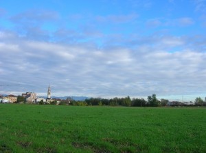 Carturo e sullo sfondo, il Grappa innevato