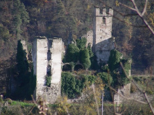 Gorzegno - Rovine del Castello di Gorzegno 