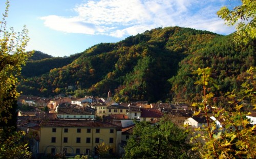 Marradi - A Marradi e' arrivato l'autunno Marradi - A Marradi e' arrivato l'autunno