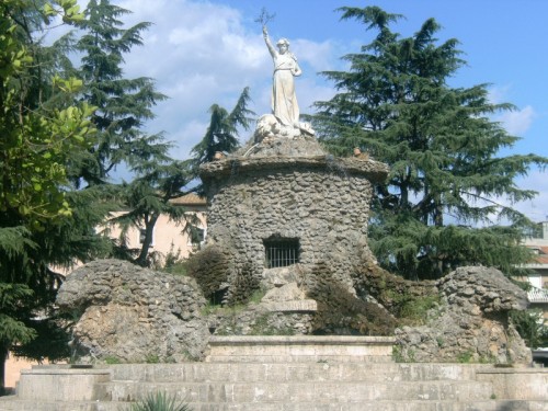 Cisterna di Latina - La dea Feronia