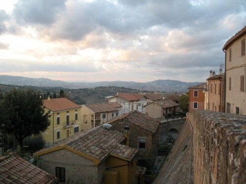 Barchi - Panorama dalle mura Barchi - Panorama dalle mura