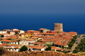 L’Isola Rossa e la Torre Saracena