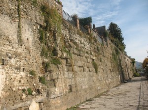 Antiche mura urbane