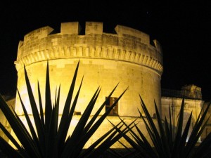 il bastione del castello di acaya