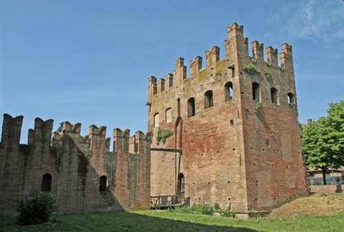 Bentivoglio - Antica torre del castello 
