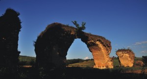 Acquedotto Romano sul Torrente Mele